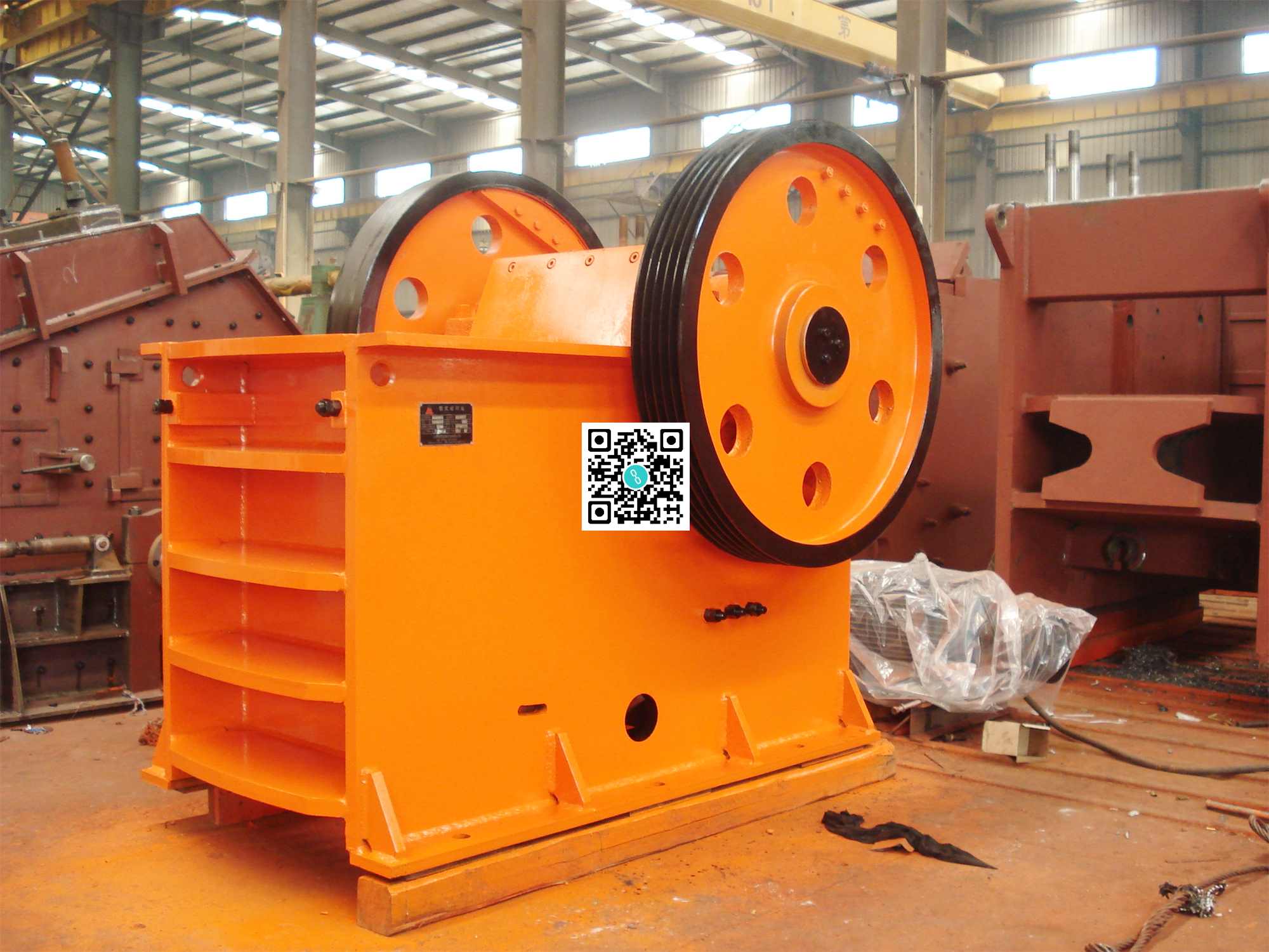 顎式破碎機(jī)試車(chē)運(yùn)行注意事項(xiàng)