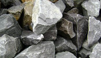 <b>組成石灰石破碎生產(chǎn)線的設(shè)備有哪些</b>