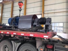 可逆錘式破碎機機架跳動是什么原因造成的呢？